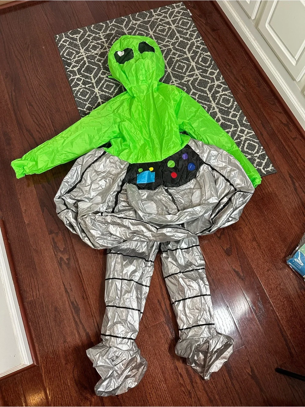 Spirit Light-Up Inflatable Alien UFO Costume .. MISSING GLOVES